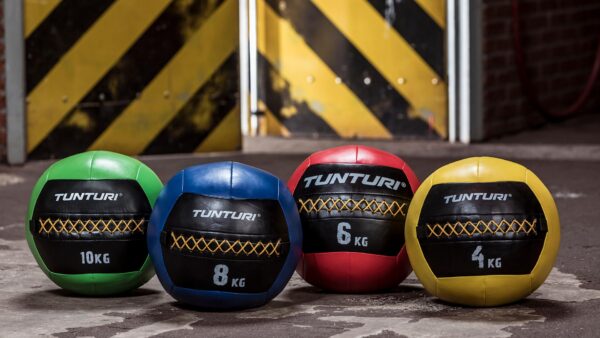 Tunturi Wall Ball 4kg - Image 7